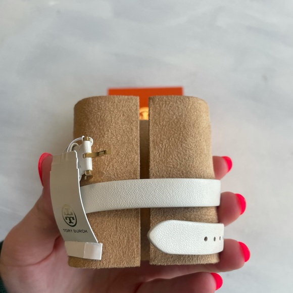 ❌SOLD❌Tory Burch Gigi Gold Stainless Leather Wrap Watch 28mm TBW2002 - Picture 7 of 8